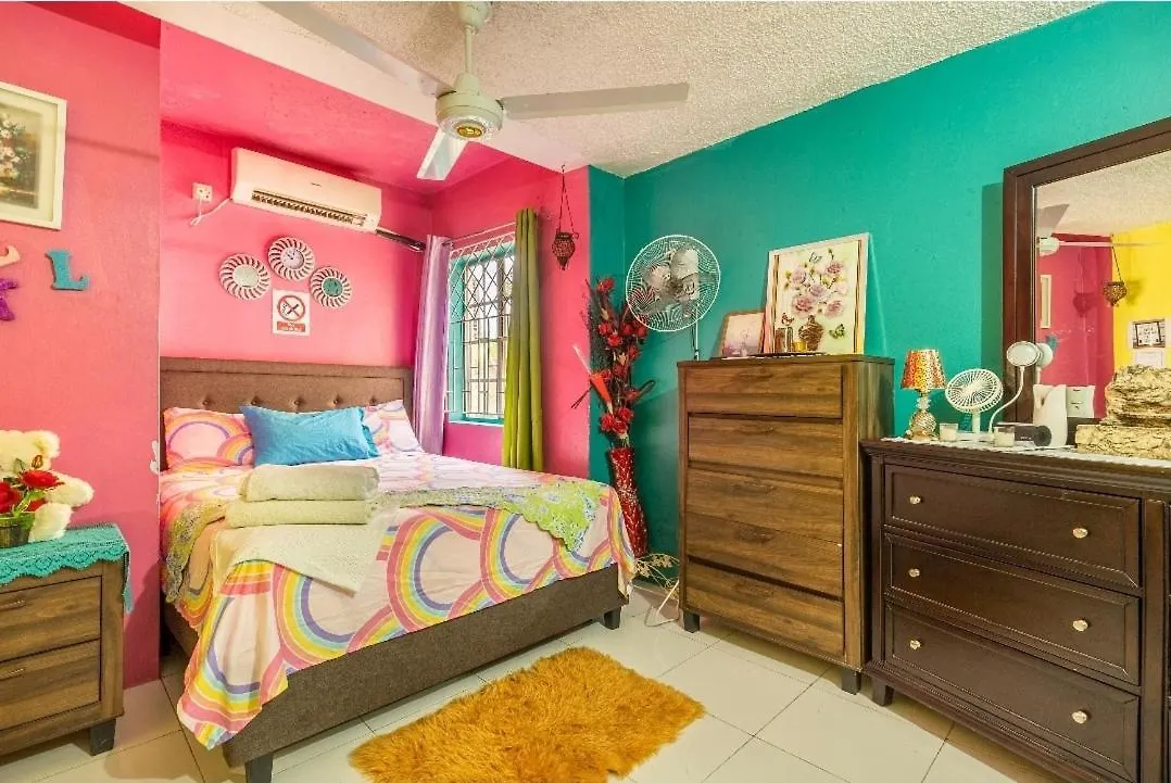 Colorful Private Room Oasis Montego Bay